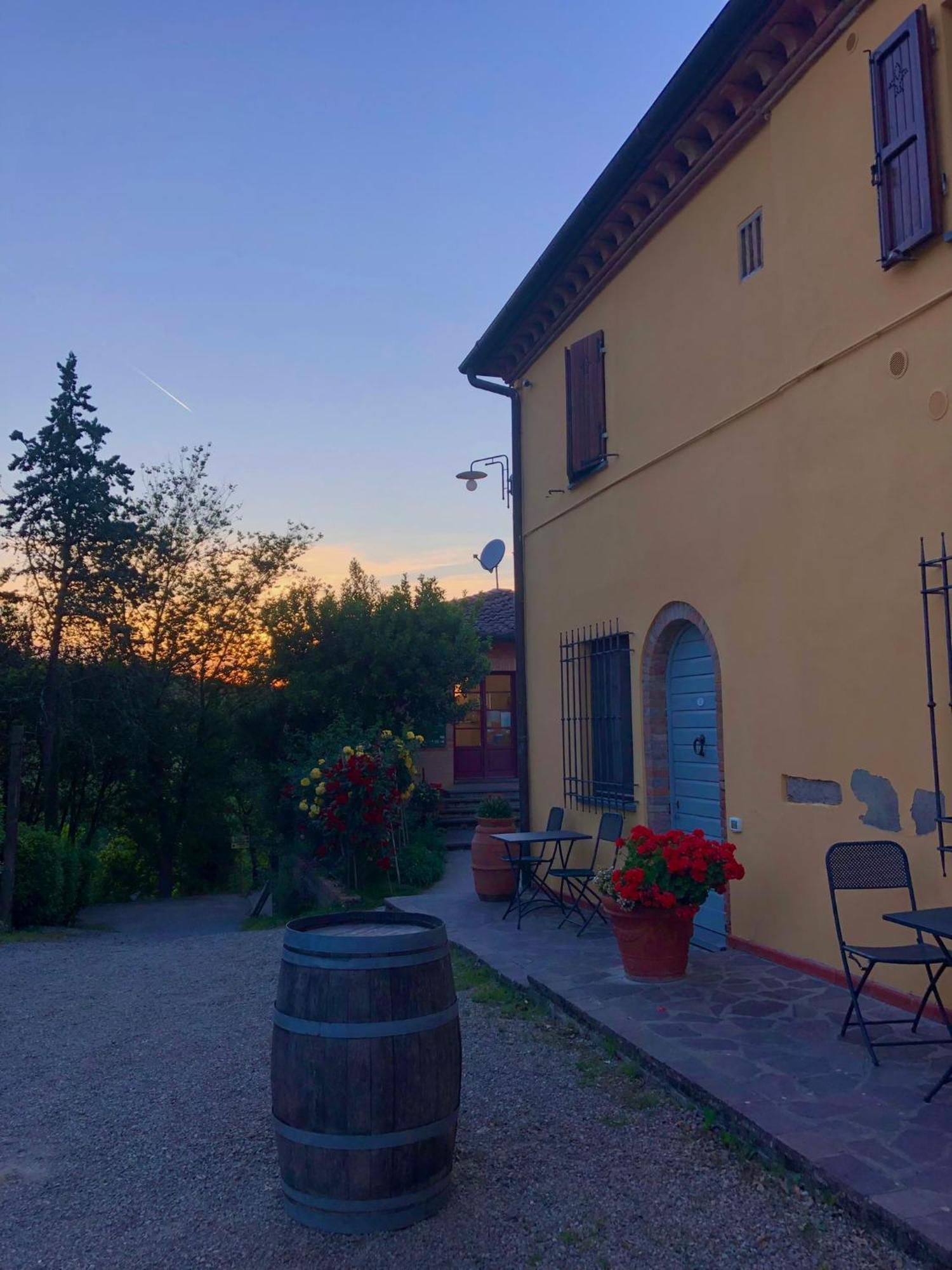 Agriturismo Casa Alle Vacche Сан-Джиминьяно Экстерьер фото